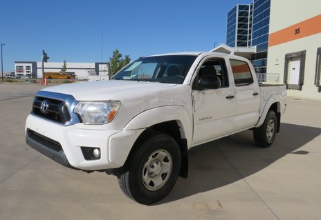 Picture of 2015 Toyota Tacoma