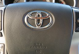 2015 Toyota Tacoma - Thumbnail 32