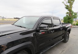 2017 Toyota Tacoma - Thumbnail 13