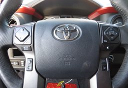 2019 Toyota Tacoma - Thumbnail 34