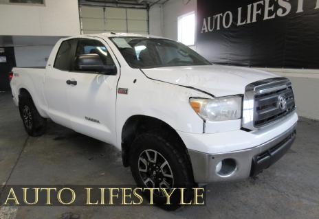 Picture of 2013 Toyota Tundra 4WD Truck