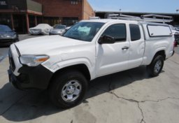 2021 Toyota Tacoma - Thumbnail 3