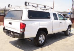 2021 Toyota Tacoma - Thumbnail 6