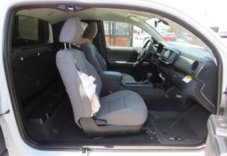 2021 Toyota Tacoma - Thumbnail 26