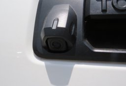 2021 Toyota Tacoma - Thumbnail 16