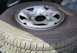 2021 Toyota Tacoma - Thumbnail 17