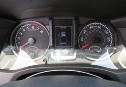 2021 Toyota Tacoma - Thumbnail 30