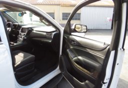 2016 Chevrolet Suburban - Thumbnail 19