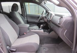 2021 Toyota Tacoma 4WD - Thumbnail 27