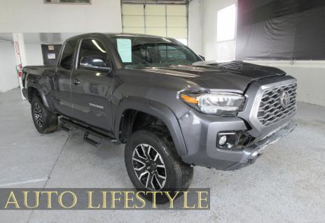 Picture of 2021 Toyota Tacoma