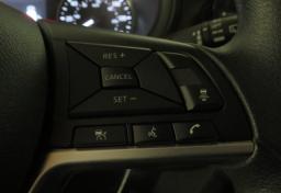 2021 Nissan Kicks - Thumbnail 30