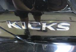 2021 Nissan Kicks - Thumbnail 16
