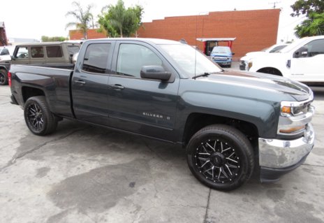 Picture of 2019 Chevrolet Silverado 1500 LD