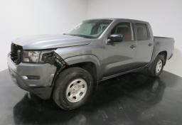 2022 Nissan Frontier - Thumbnail 2