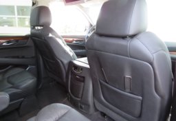 2015 Cadillac Escalade ESV - Thumbnail 33