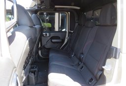 2020 Jeep Gladiator - Thumbnail 32