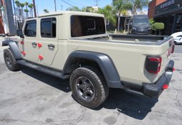2020 Jeep Gladiator - Thumbnail 5