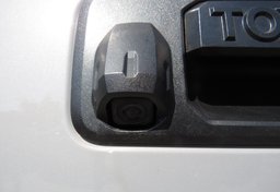 2021 Toyota Tundra 4WD - Thumbnail 17