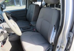 2019 Nissan Frontier - Thumbnail 29