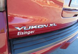 2017 GMC Yukon XL - Thumbnail 18