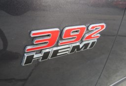 2019 Dodge Charger - Thumbnail 16