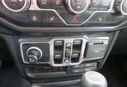 2020 Jeep Gladiator - Thumbnail 34