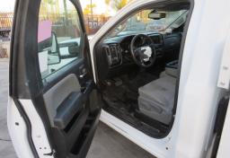 2018 Chevrolet Silverado 2500HD - Thumbnail 23