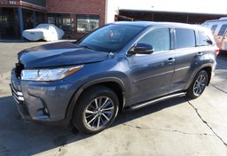 2018 Toyota Highlander - Thumbnail 4