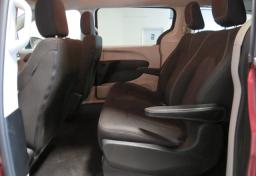 2020 Chrysler Voyager - Thumbnail 28