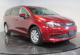 2020 Chrysler Voyager - Thumbnail 4