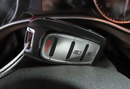 2020 Chrysler Voyager - Thumbnail 35