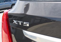 2017 Cadillac XT5 - Thumbnail 28