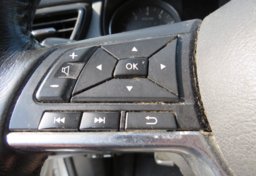 2017 Nissan Rogue - Thumbnail 35