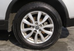 2017 Nissan Rogue - Thumbnail 17