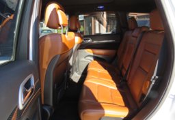 2014 Jeep Grand Cherokee - Thumbnail 32