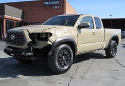 2020 Toyota Tacoma 4WD - Thumbnail 4