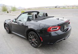 2019 FIAT 124 Spider - Thumbnail 9