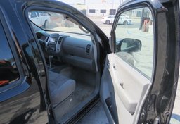 2014 Nissan Frontier - Thumbnail 23