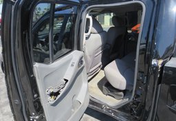 2014 Nissan Frontier - Thumbnail 24