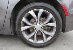 2017 Chrysler Pacifica - Thumbnail 20