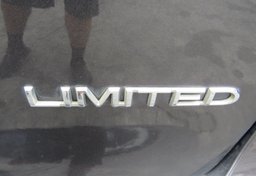 2017 Chrysler Pacifica - Thumbnail 17