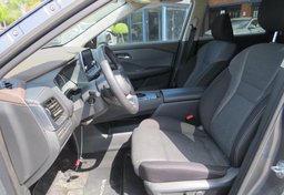 2021 Nissan Rogue - Thumbnail 24