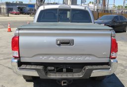 2017 Toyota Tacoma - Thumbnail 12