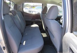 2017 Toyota Tacoma - Thumbnail 28