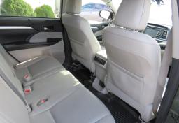 2018 Toyota Highlander - Thumbnail 30