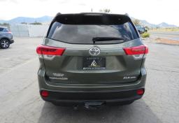 2018 Toyota Highlander - Thumbnail 11