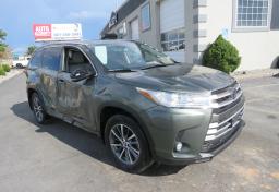 2018 Toyota Highlander - Thumbnail 2