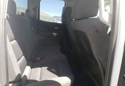 2015 Chevrolet Silverado 2500HD - Thumbnail 6