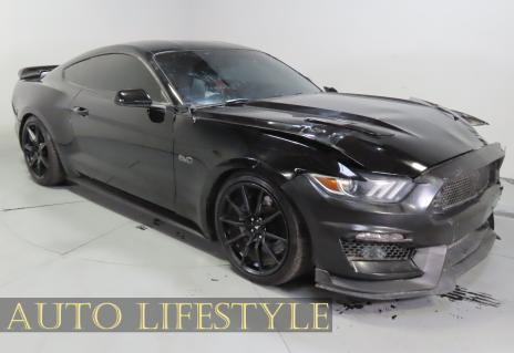 Picture of 2017 Ford Mustang