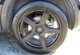 2019 Cadillac XT4 - Thumbnail 16